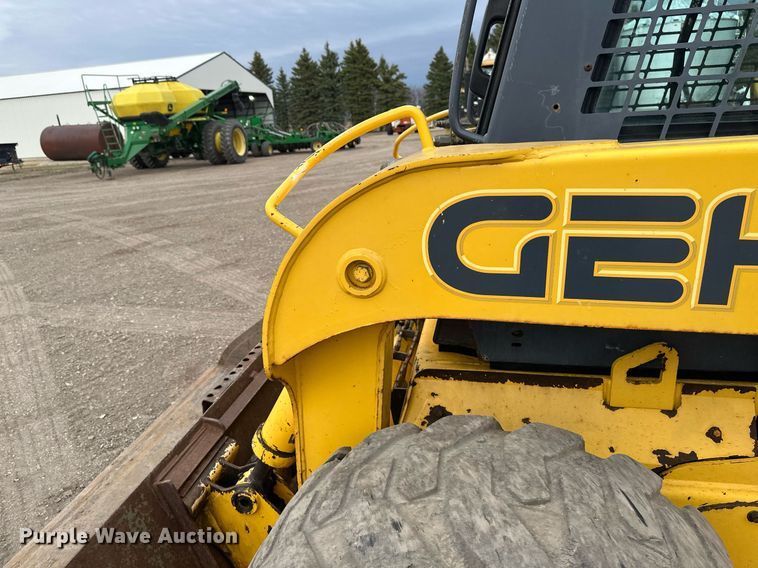 image for item EN3030 2005 Gehl 7810 skid steer loader