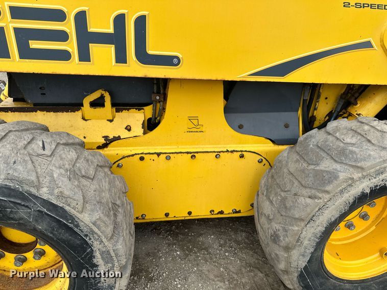 image for item EN3030 2005 Gehl 7810 skid steer loader