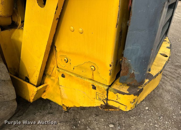 image for item EN3030 2005 Gehl 7810 skid steer loader