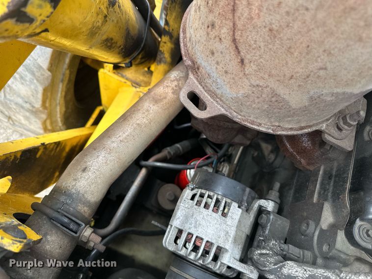 image for item EN3030 2005 Gehl 7810 skid steer loader