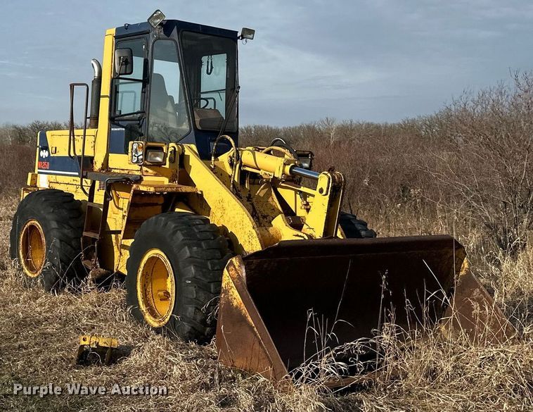 image for item EN3031 1991 Komatsu WA250-1L wheel loader
