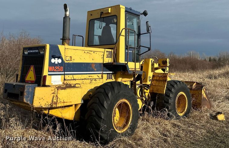 image for item EN3031 1991 Komatsu WA250-1L wheel loader