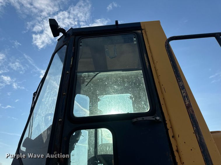 image for item EN3031 1991 Komatsu WA250-1L wheel loader