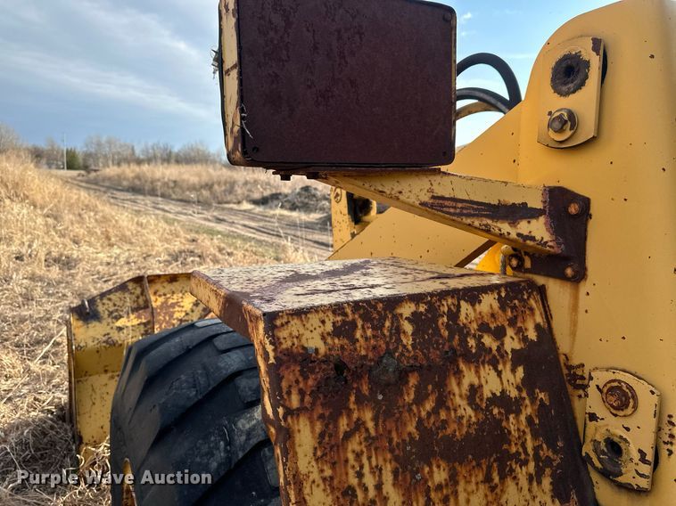 image for item EN3031 1991 Komatsu WA250-1L wheel loader