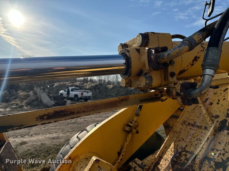 image for item EN3031 1991 Komatsu WA250-1L wheel loader