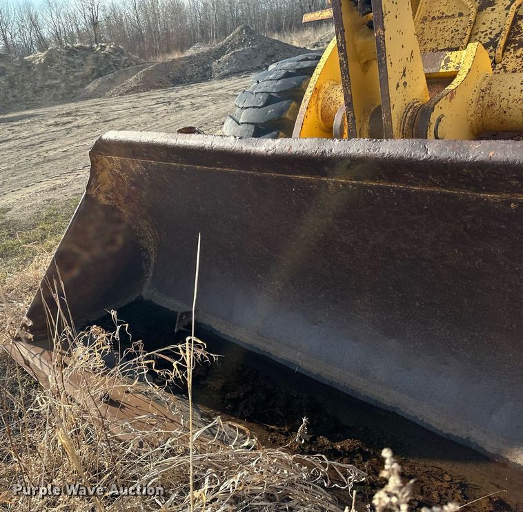 image for item EN3031 1991 Komatsu WA250-1L wheel loader