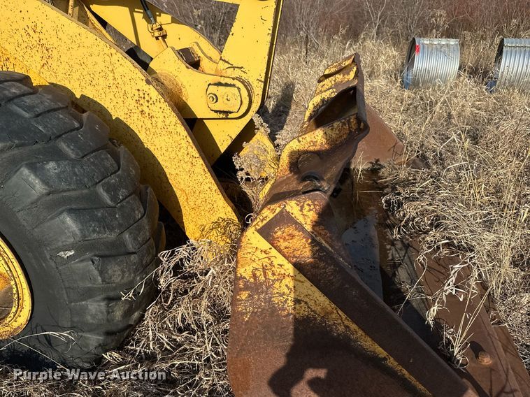 image for item EN3031 1991 Komatsu WA250-1L wheel loader