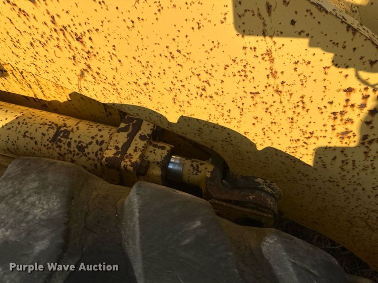 image for item EN3031 1991 Komatsu WA250-1L wheel loader