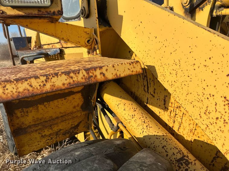 image for item EN3031 1991 Komatsu WA250-1L wheel loader