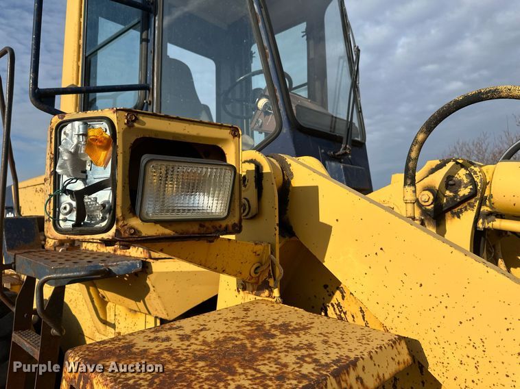 image for item EN3031 1991 Komatsu WA250-1L wheel loader