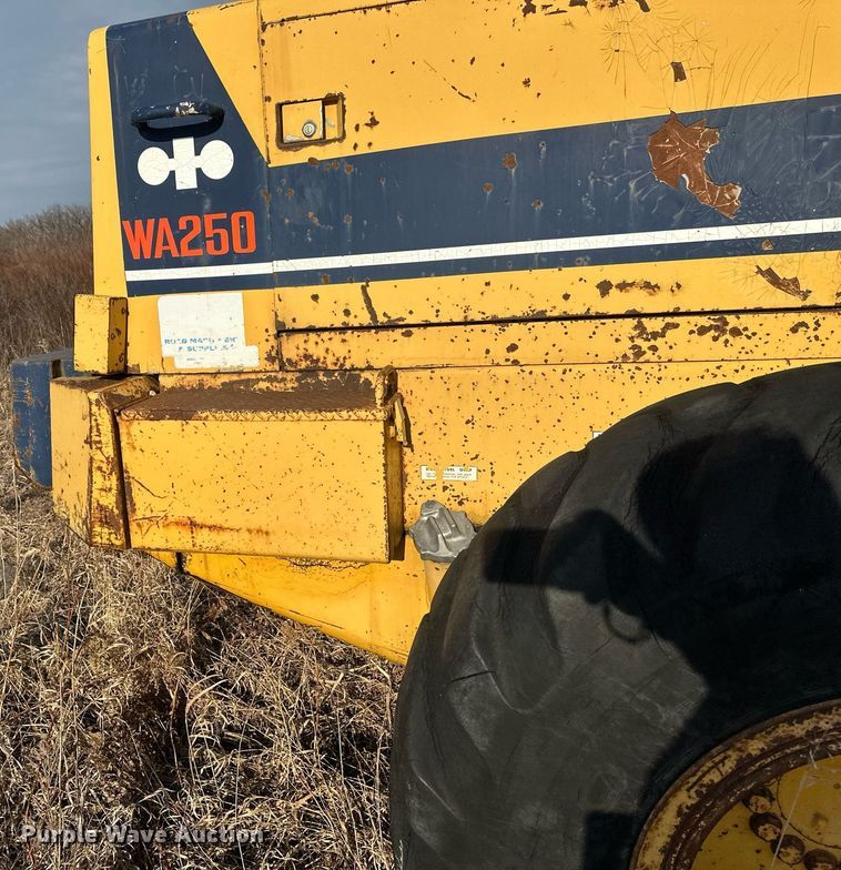 image for item EN3031 1991 Komatsu WA250-1L wheel loader