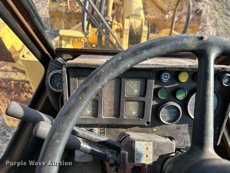 image for item EN3031 1991 Komatsu WA250-1L wheel loader