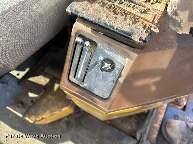 image for item EN3031 1991 Komatsu WA250-1L wheel loader