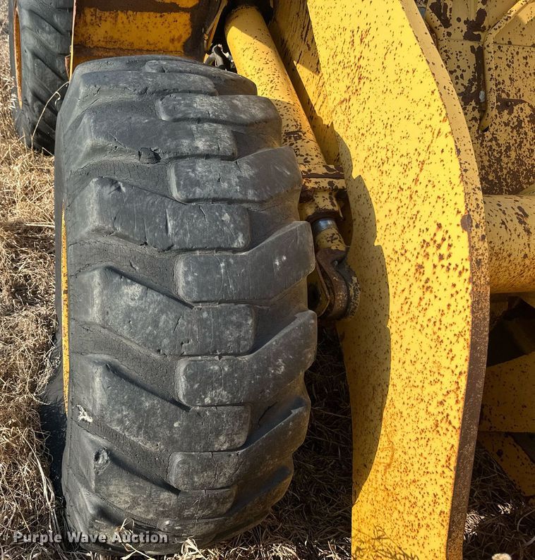 image for item EN3031 1991 Komatsu WA250-1L wheel loader