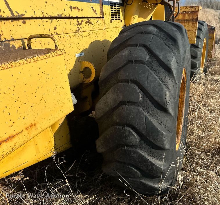 image for item EN3031 1991 Komatsu WA250-1L wheel loader