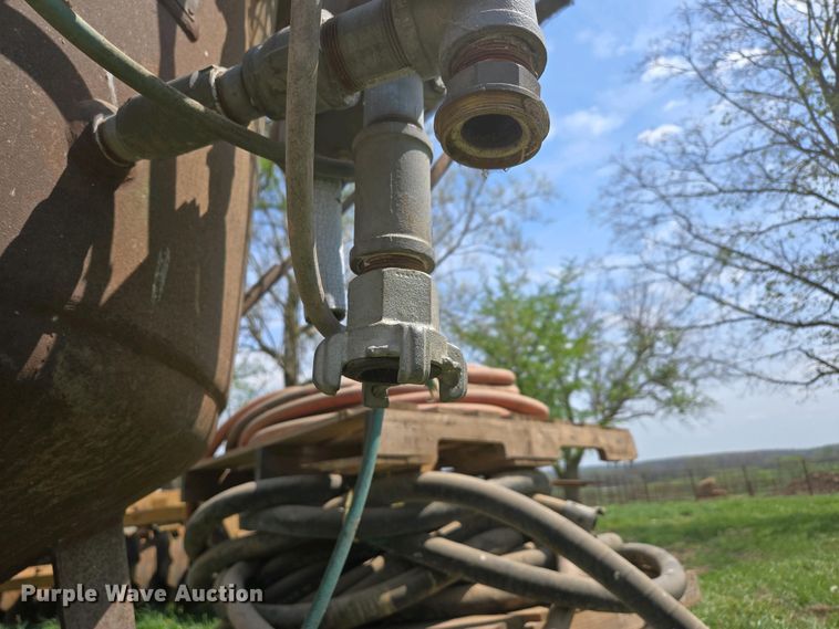 image for item EN3579 Clemco sandblaster