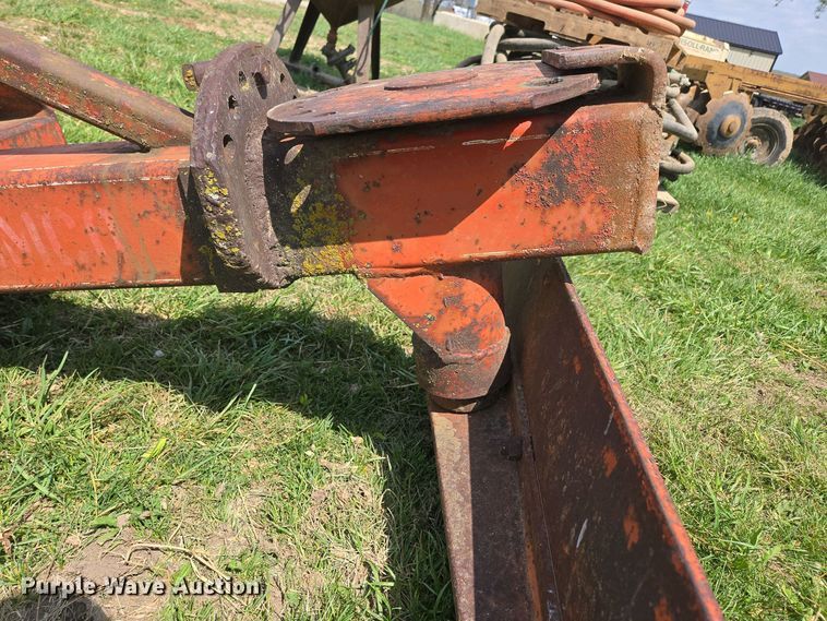 image for item EN3580 6' W skid steer blade