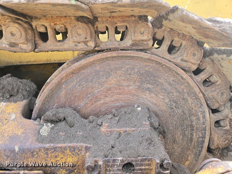image for item EN3581 1966 Caterpillar D8H dozer