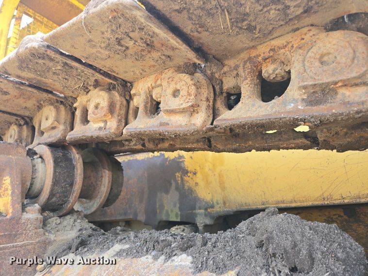 image for item EN3581 1966 Caterpillar D8H dozer