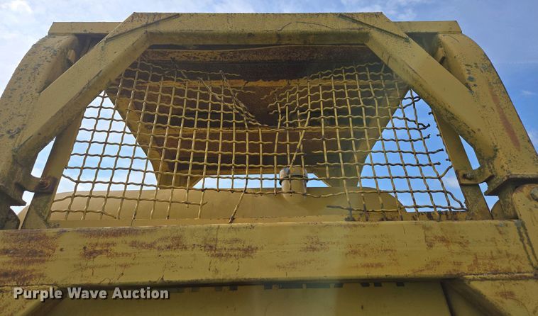 image for item EN3581 1966 Caterpillar D8H dozer