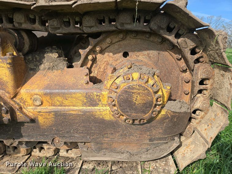 image for item EN3581 1966 Caterpillar D8H dozer