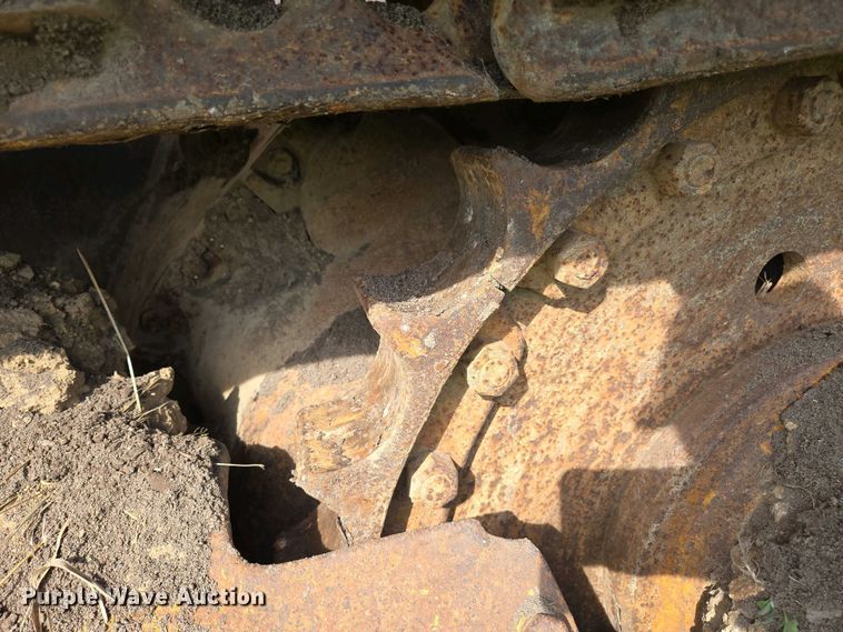 image for item EN3581 1966 Caterpillar D8H dozer