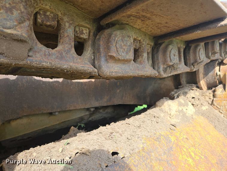 image for item EN3581 1966 Caterpillar D8H dozer