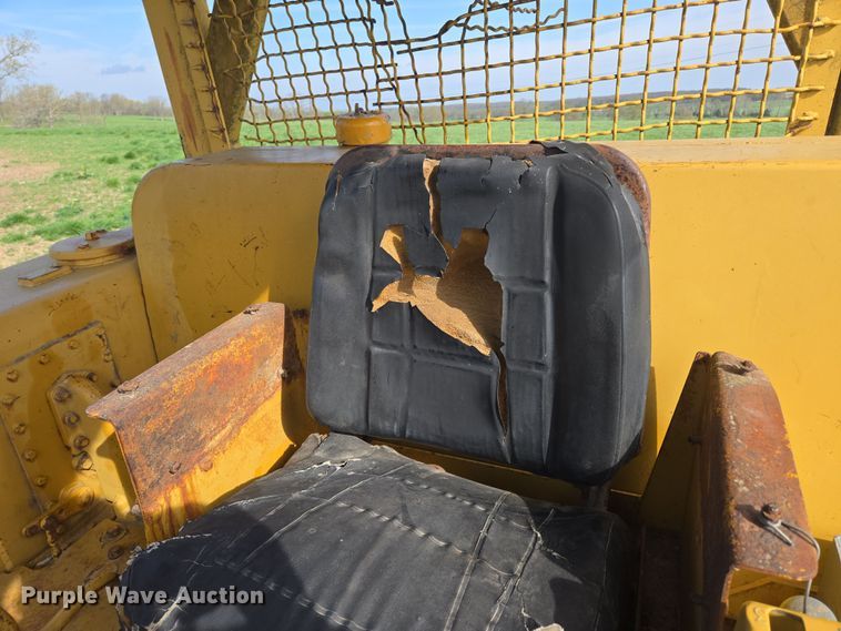 image for item EN3581 1966 Caterpillar D8H dozer