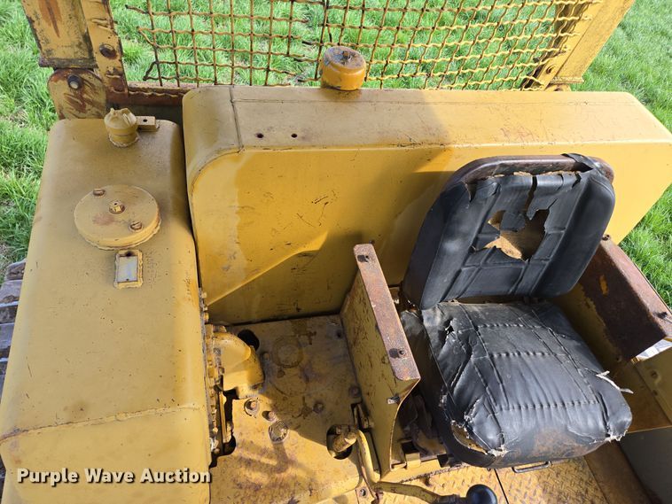 image for item EN3581 1966 Caterpillar D8H dozer