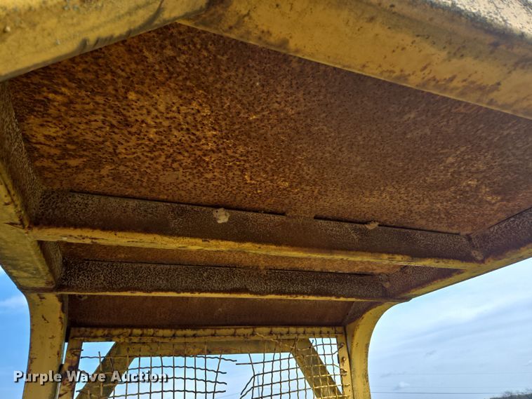 image for item EN3581 1966 Caterpillar D8H dozer