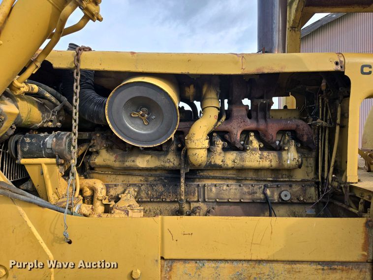 image for item EN3581 1966 Caterpillar D8H dozer