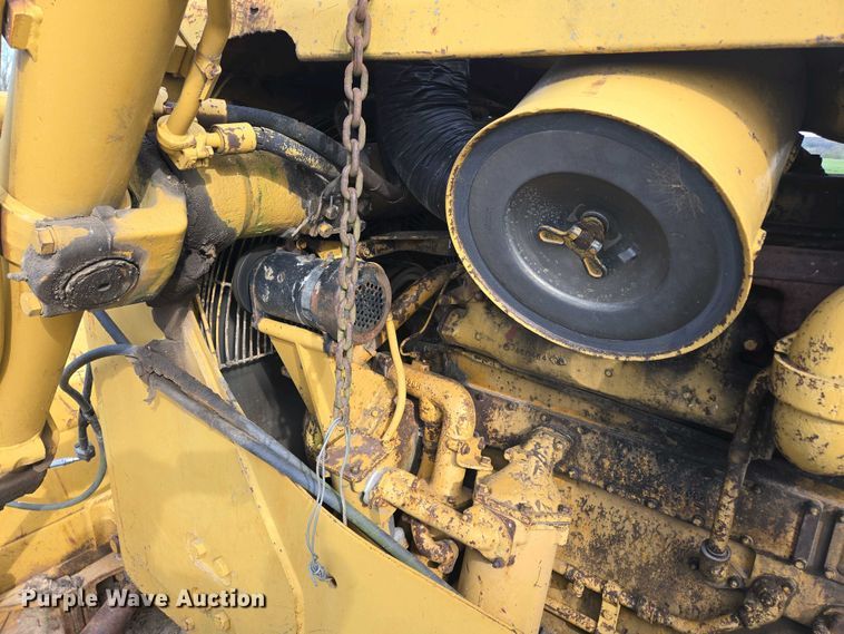 image for item EN3581 1966 Caterpillar D8H dozer