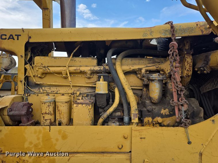 image for item EN3581 1966 Caterpillar D8H dozer