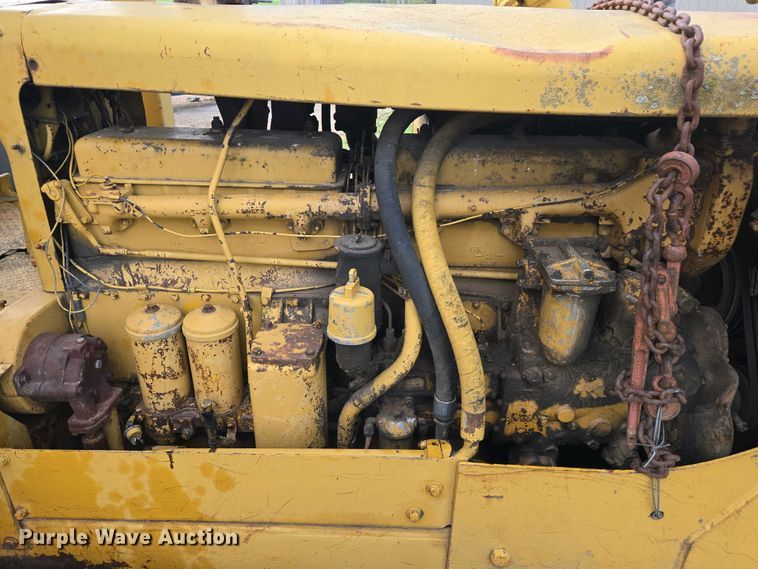 image for item EN3581 1966 Caterpillar D8H dozer
