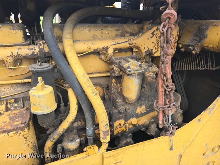 image for item EN3581 1966 Caterpillar D8H dozer