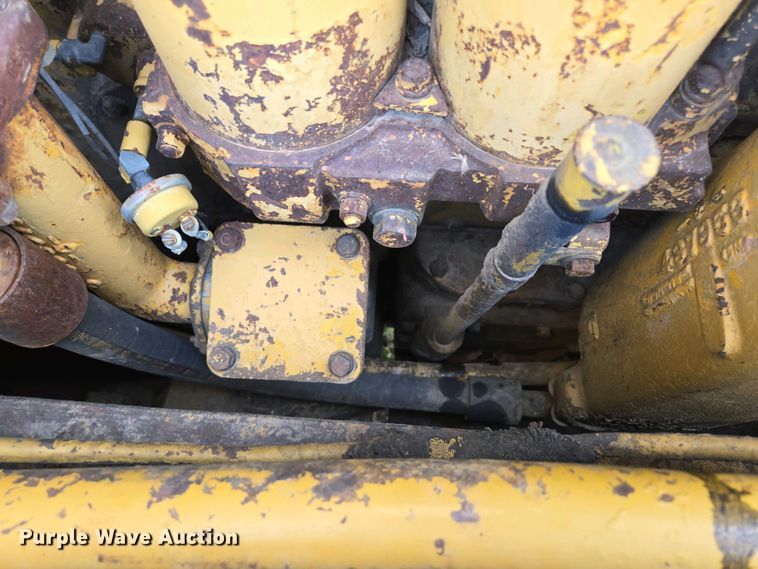 image for item EN3581 1966 Caterpillar D8H dozer