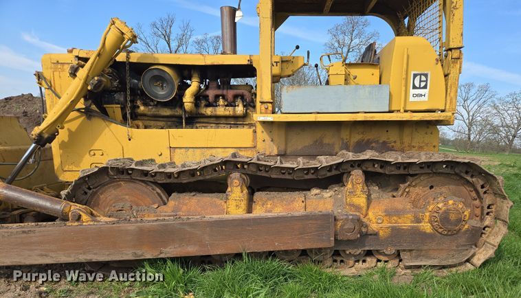 image for item EN3581 1966 Caterpillar D8H dozer