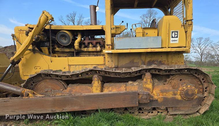 image for item EN3581 1966 Caterpillar D8H dozer
