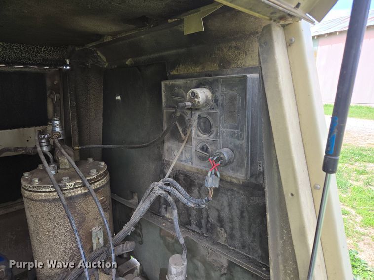 image for item EN3584 Ingersoll-Rand P185WJD air compressor