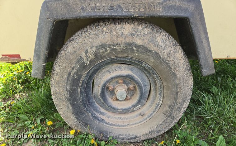 image for item EN3584 Ingersoll-Rand P185WJD air compressor