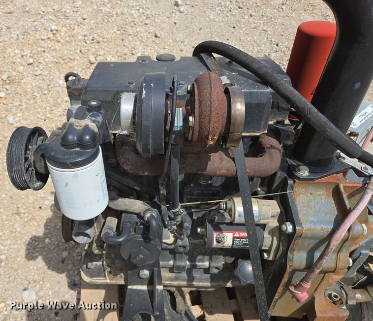 image for item EN3645 John Deere 4024TF270C engine