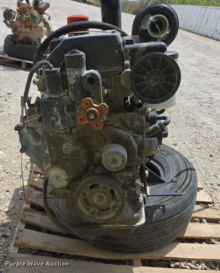 image for item EN3645 John Deere 4024TF270C engine