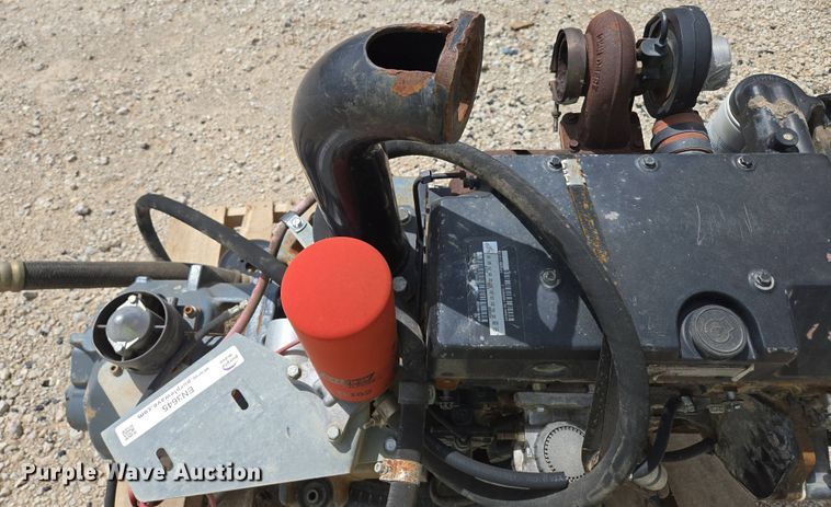 image for item EN3645 John Deere 4024TF270C engine