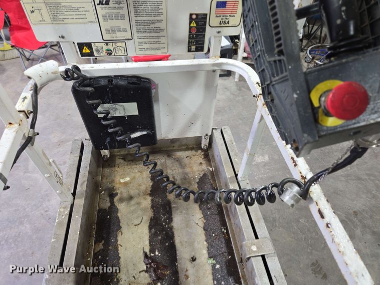 image for item EN3695 2008 JLG 1930ES scissor lift