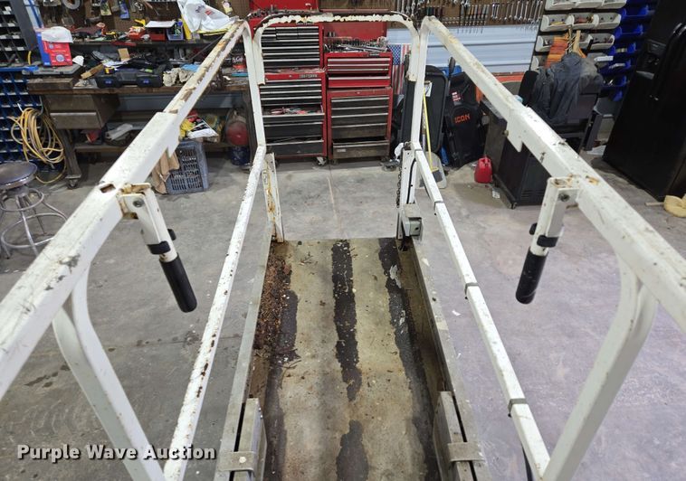 image for item EN3695 2008 JLG 1930ES scissor lift