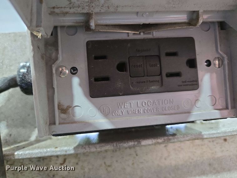 image for item EN3695 2008 JLG 1930ES scissor lift