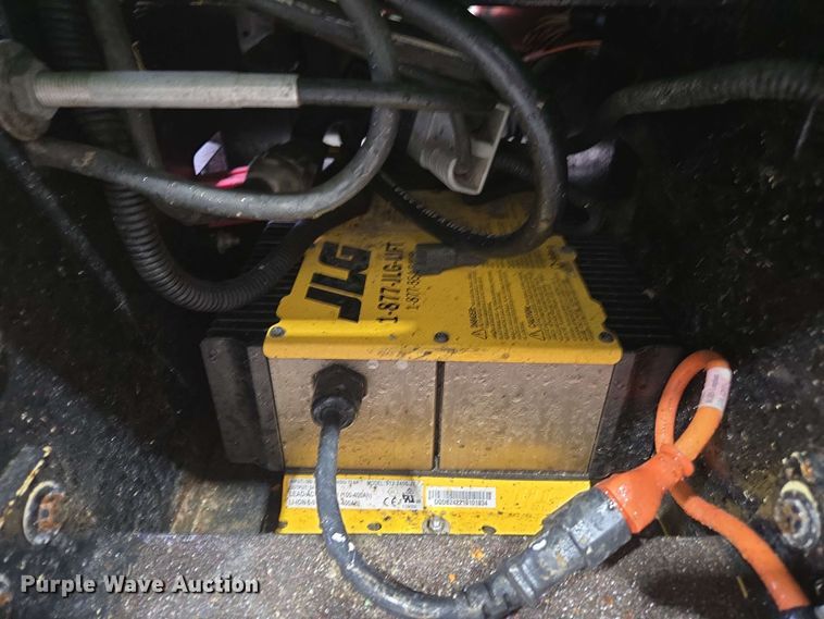 image for item EN3695 2008 JLG 1930ES scissor lift