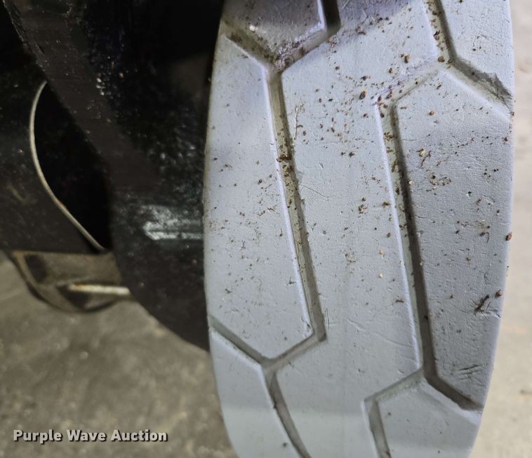 image for item EN3695 2008 JLG 1930ES scissor lift