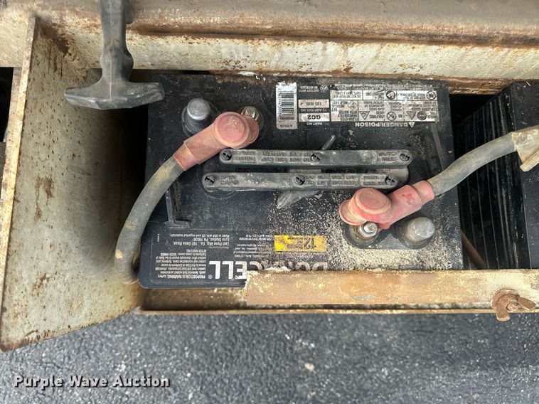 image for item EN4506 1997 Marklift CH20NEP scissor lift