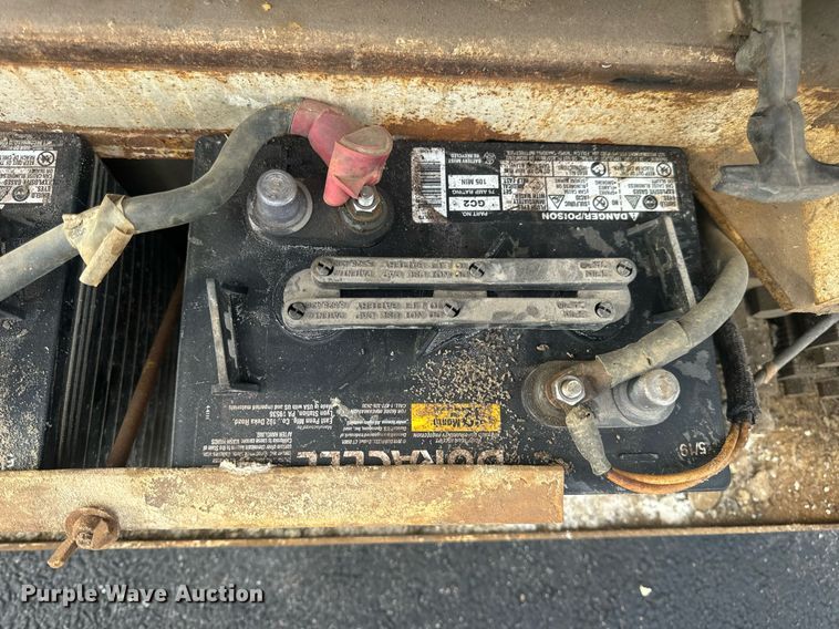 image for item EN4506 1997 Marklift CH20NEP scissor lift